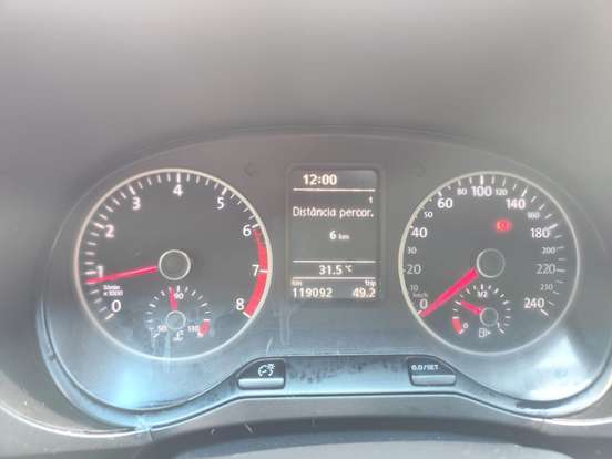 VOLKSWAGEN-FOX-1.6 MI ROCK IN RIO 8V FLEX 4P MANUAL VOLKSWAGEN-FOX-2015