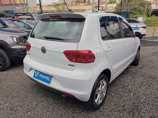 VOLKSWAGEN-FOX-1.6 MSI COMFORTLINE 8V FLEX 4P MANUAL VOLKSWAGEN-FOX-2017