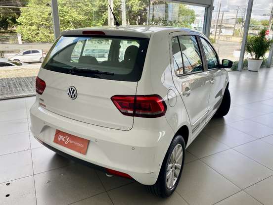VOLKSWAGEN-FOX-1.6 MSI TOTAL FLEX CONNECT 4P MANUAL VOLKSWAGEN-FOX-2020