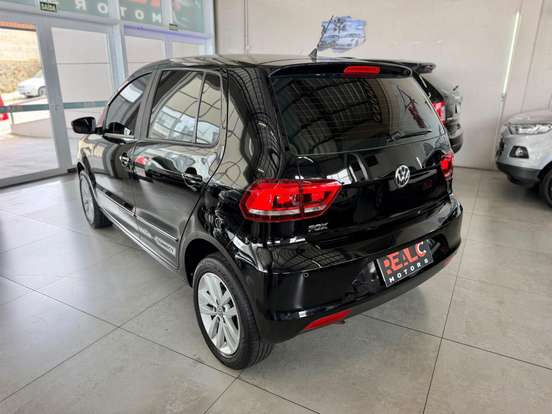 VOLKSWAGEN-FOX-2018