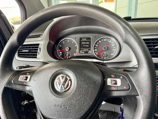 VOLKSWAGEN-FOX-1.6 MSI TOTAL FLEX CONNECT 4P MANUAL VOLKSWAGEN-FOX-2018