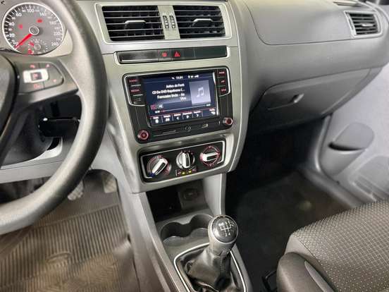 VOLKSWAGEN-FOX-1.6 MSI TOTAL FLEX CONNECT 4P MANUAL VOLKSWAGEN-FOX-2018