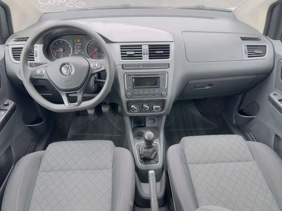 VOLKSWAGEN-FOX-1.6 MSI TRENDLINE 8V FLEX 4P MANUAL VOLKSWAGEN-FOX-2016