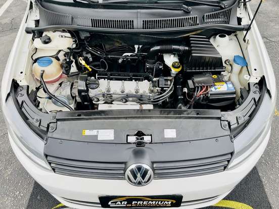 VOLKSWAGEN-FOX-1.6 MSI TRENDLINE 8V FLEX 4P MANUAL VOLKSWAGEN-FOX-2016