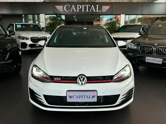 VOLKSWAGEN-GOLF-2016