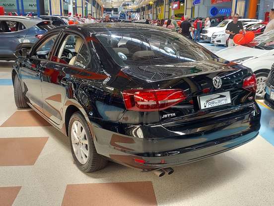 VOLKSWAGEN-JETTA-2016