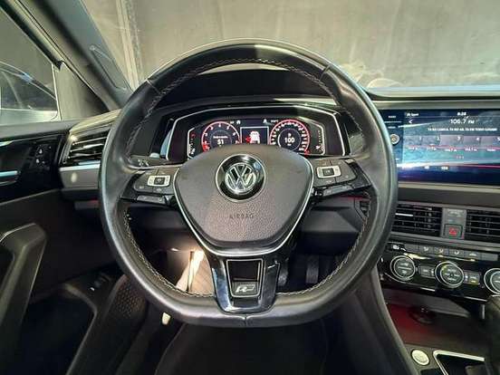 VOLKSWAGEN-JETTA-1.4 250 TSI TOTAL FLEX R-LINE TIPTRONIC VOLKSWAGEN-JETTA-2020