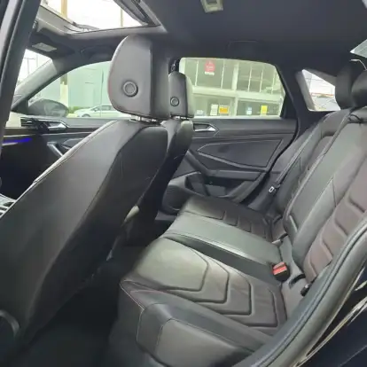 VOLKSWAGEN-JETTA-2023