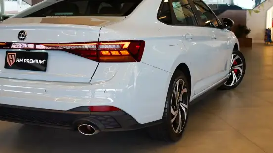 VOLKSWAGEN-JETTA-2025