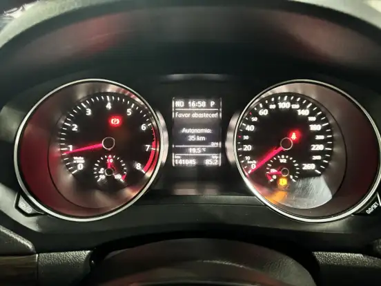 VOLKSWAGEN-JETTA-2015