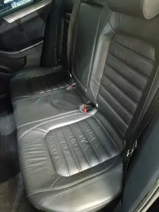 VOLKSWAGEN-JETTA-2012