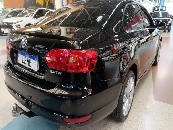 VOLKSWAGEN-JETTA-2.0 TSI HIGHLINE 200CV GASOLINA 4P TIPTRONIC VOLKSWAGEN-JETTA-2012