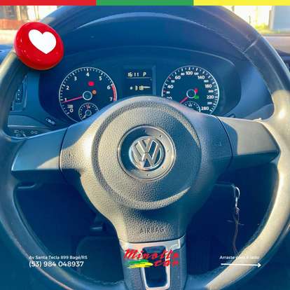VOLKSWAGEN-JETTA-2012
