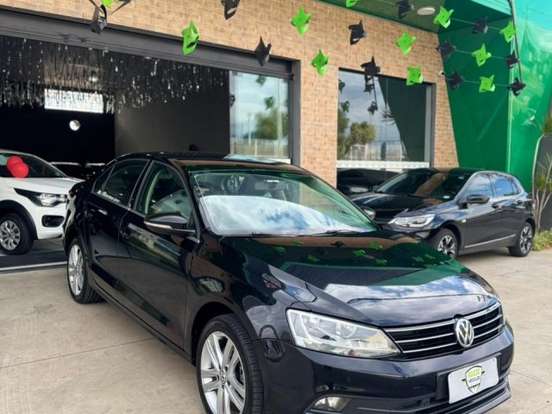 VOLKSWAGEN-JETTA-2.0 TSI HIGHLINE 211CV GASOLINA 4P TIPTRONIC VOLKSWAGEN-JETTA-2015