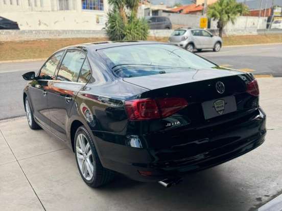 VOLKSWAGEN-JETTA-2.0 TSI HIGHLINE 211CV GASOLINA 4P TIPTRONIC VOLKSWAGEN-JETTA-2015