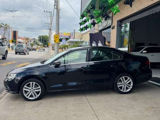 VOLKSWAGEN-JETTA-2015