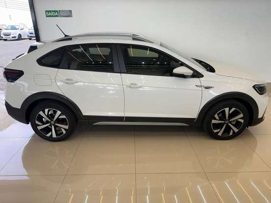 VOLKSWAGEN-NIVUS-1.0 200 TSI TOTAL FLEX HIGHLINE AUTOMÁTICO VOLKSWAGEN-NIVUS-2023