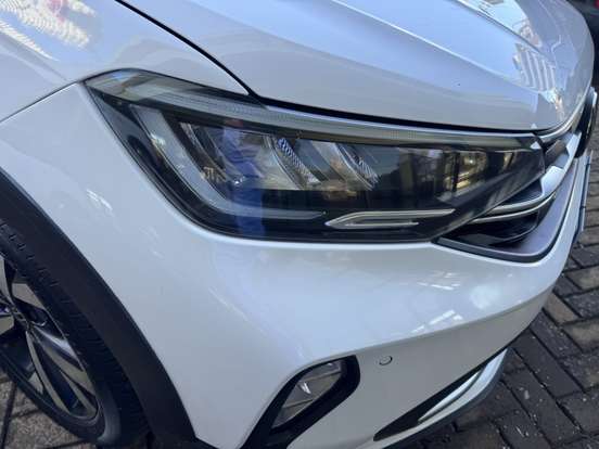 VOLKSWAGEN-NIVUS-1.0 200 TSI TOTAL FLEX HIGHLINE AUTOMÁTICO VOLKSWAGEN-NIVUS-2023