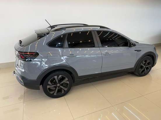 VOLKSWAGEN-NIVUS-1.0 200 TSI TOTAL FLEX HIGHLINE AUTOMÁTICO VOLKSWAGEN-NIVUS-2023