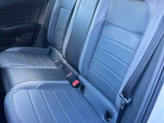 VOLKSWAGEN-NIVUS-1.0 200 TSI TOTAL FLEX HIGHLINE AUTOMÁTICO VOLKSWAGEN-NIVUS-2023
