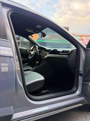 VOLKSWAGEN-NIVUS-1.0 200 TSI TOTAL FLEX HIGHLINE AUTOMÁTICO VOLKSWAGEN-NIVUS-2022
