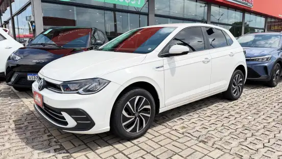 VOLKSWAGEN-POLO-2023