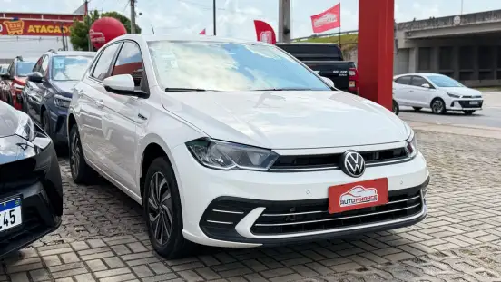 VOLKSWAGEN-POLO-2023