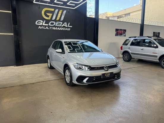 VOLKSWAGEN-POLO-2023