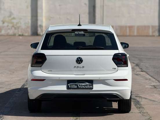 VOLKSWAGEN-POLO-2024