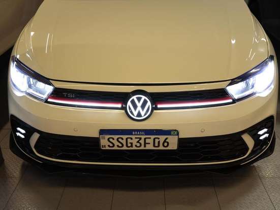 VOLKSWAGEN-POLO-1.0 170 TSI HIGHLINE AUTOMÁTICO VOLKSWAGEN-POLO-2023