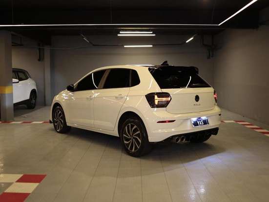 VOLKSWAGEN-POLO-1.0 170 TSI HIGHLINE AUTOMÁTICO VOLKSWAGEN-POLO-2023