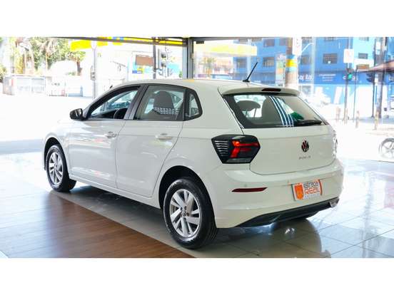 VOLKSWAGEN-POLO-2023