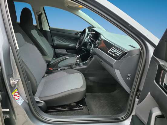 VOLKSWAGEN-POLO-1.0 170 TSI SENSE AUTOMÁTICO VOLKSWAGEN-POLO-2025