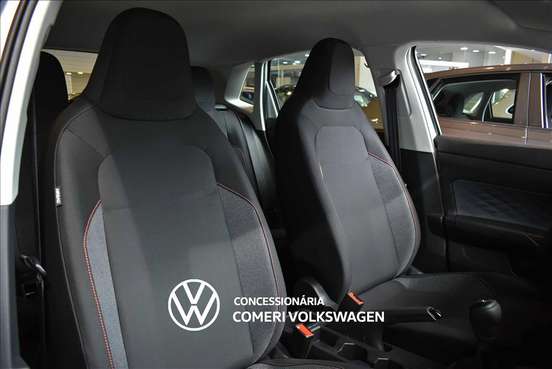 VOLKSWAGEN-POLO-2026
