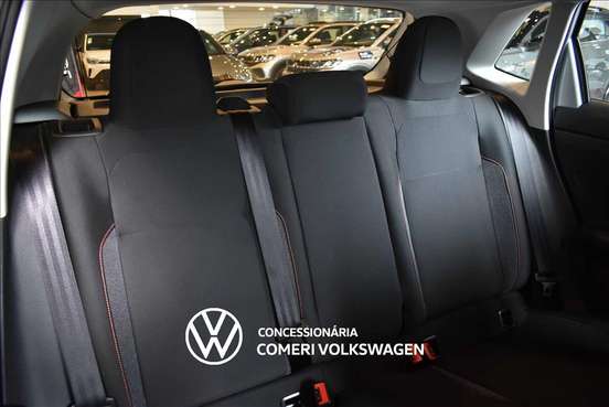VOLKSWAGEN-POLO-2026