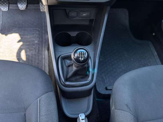 VOLKSWAGEN-SAVEIRO-2024