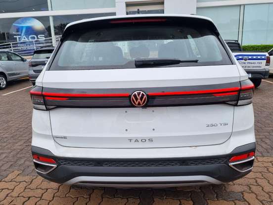 VOLKSWAGEN-TAOS-1.4 250 TSI TOTAL FLEX COMFORTLINE AUTOMÁTICO VOLKSWAGEN-TAOS-2026