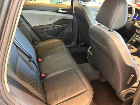 VOLKSWAGEN-TAOS-1.4 250 TSI TOTAL FLEX COMFORTLINE AUTOMÁTICO VOLKSWAGEN-TAOS-2023