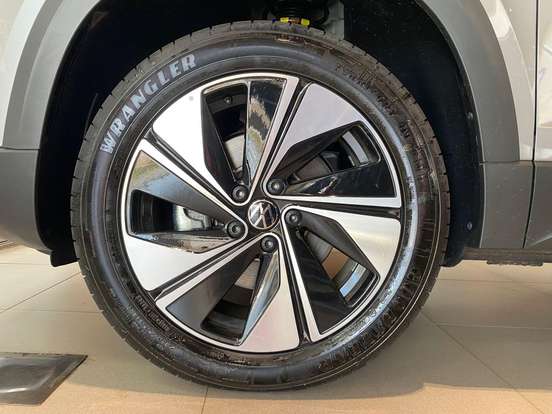 VOLKSWAGEN-TAOS-1.4 250 TSI TOTAL FLEX COMFORTLINE AUTOMÁTICO VOLKSWAGEN-TAOS-2026