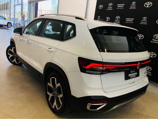 VOLKSWAGEN-TAOS-1.4 250 TSI TOTAL FLEX HIGHLINE AUTOMÁTICO VOLKSWAGEN-TAOS-2025