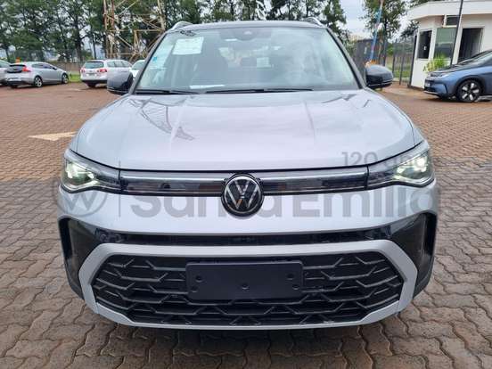 VOLKSWAGEN-TAOS-2026