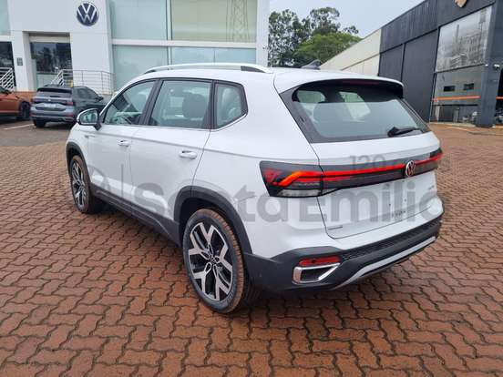 VOLKSWAGEN-TAOS-1.4 250 TSI TOTAL FLEX HIGHLINE AUTOMÁTICO VOLKSWAGEN-TAOS-2026