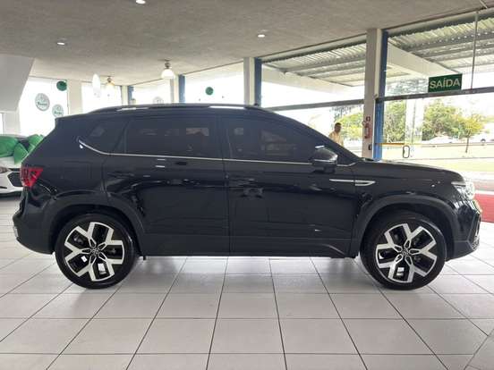 VOLKSWAGEN-TAOS-1.4 250 TSI TOTAL FLEX HIGHLINE AUTOMÁTICO VOLKSWAGEN-TAOS-2024
