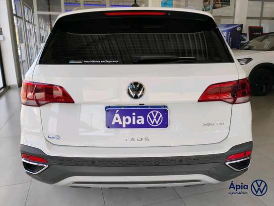 VOLKSWAGEN-TAOS-2024