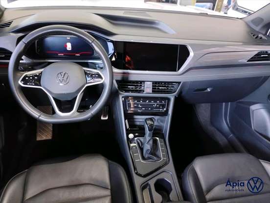 VOLKSWAGEN-TAOS-2024