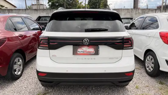 VOLKSWAGEN-T-CROSS-2023
