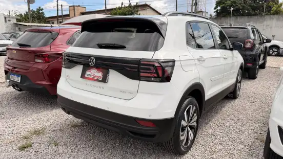 VOLKSWAGEN-T-CROSS-2023