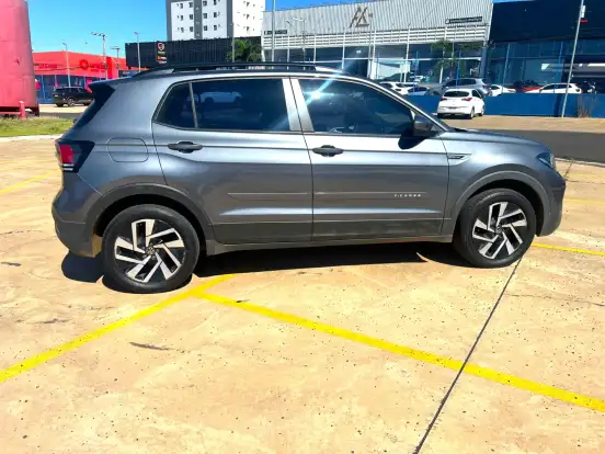 VOLKSWAGEN-T-CROSS-2024