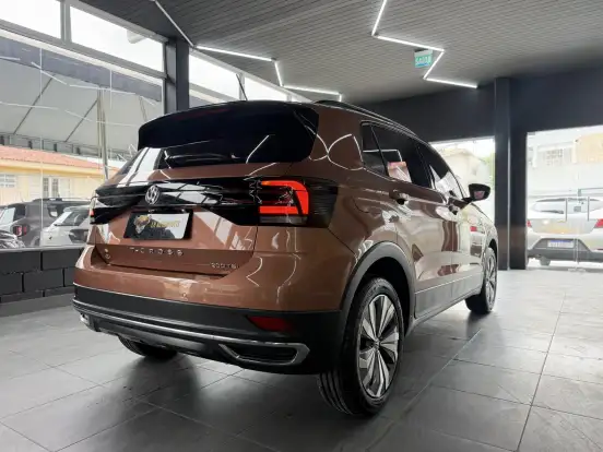 VOLKSWAGEN-T-CROSS-1.0 200 TSI TOTAL FLEX COMFORTLINE AUTOMÁTICO VOLKSWAGEN-T-CROSS-2020