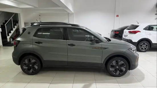 VOLKSWAGEN-T-CROSS-2025